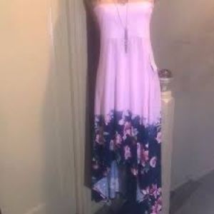 Brand new with tags size small, just didn’t fit me right! But oh so cute!!!!!!